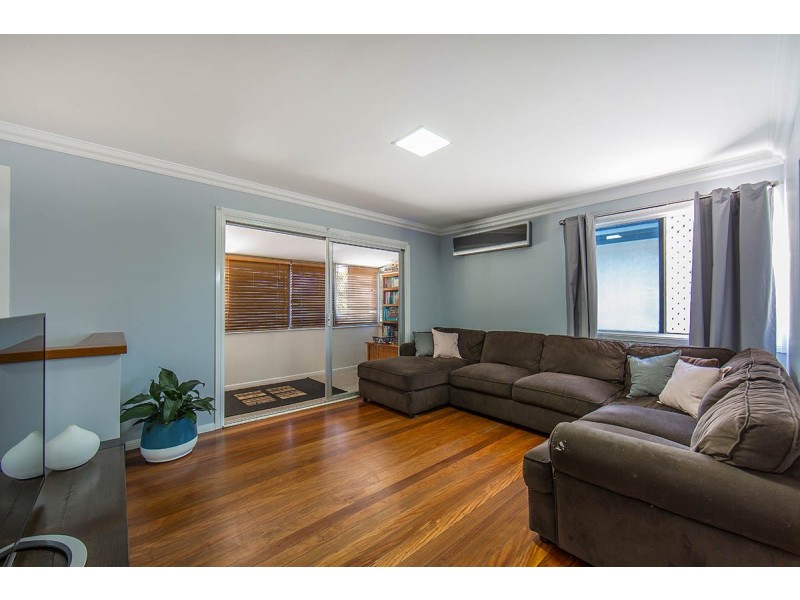 23 Lions Crescent, Kippa-ring QLD 4021