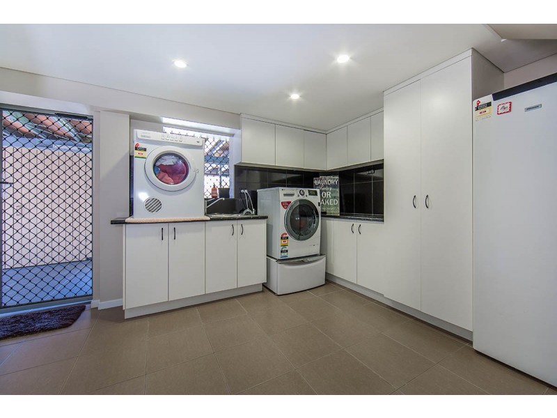 23 Lions Crescent, Kippa-ring QLD 4021