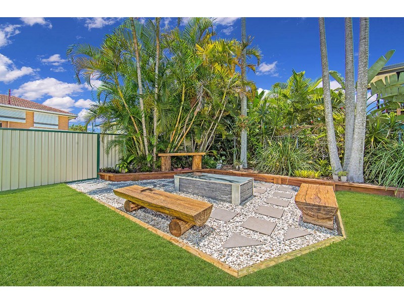 23 Lions Crescent, Kippa-ring QLD 4021