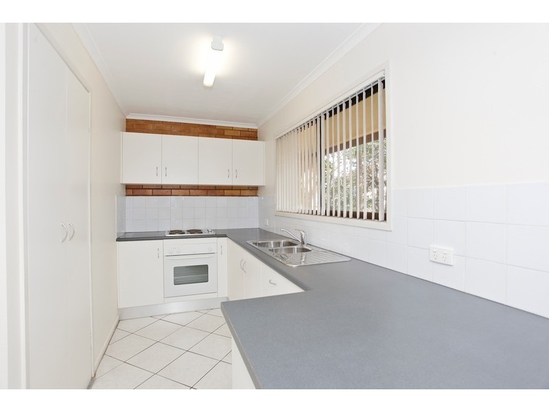 2/25 Annie Street, Woody Point QLD 4019