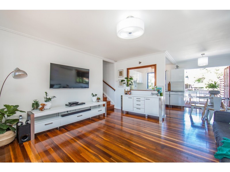 57 Georgina Street, Woody Point QLD 4019