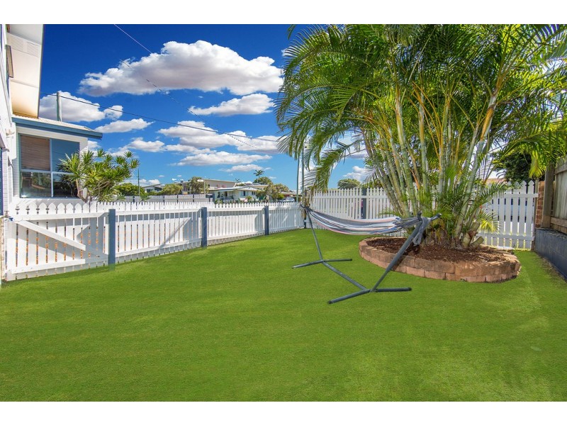 57 Georgina Street, Woody Point QLD 4019