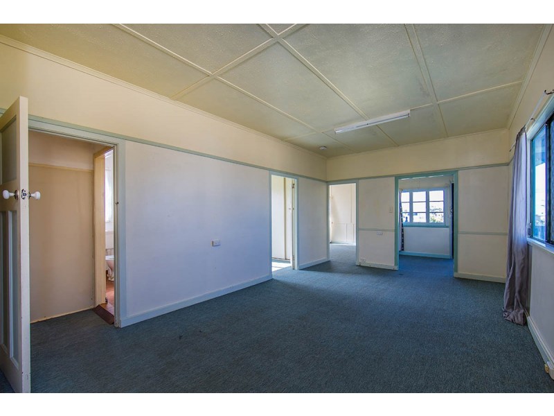 5 James Street, Scarborough QLD 4020