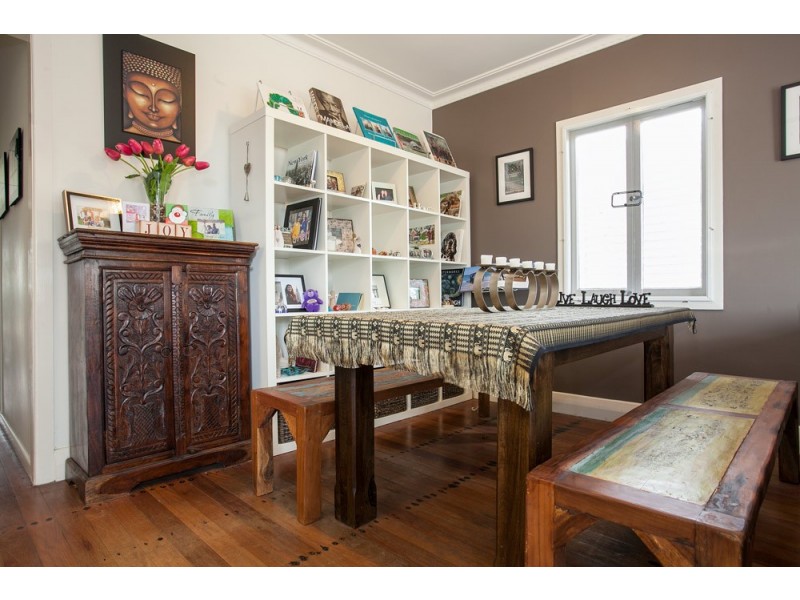 27 Garnet Street, Scarborough QLD 4020