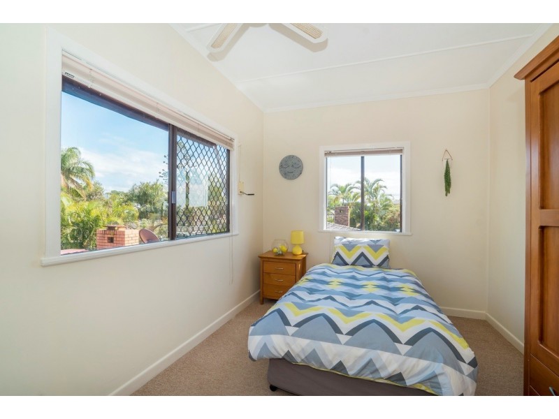 19 Leonard Street, Margate QLD 4019