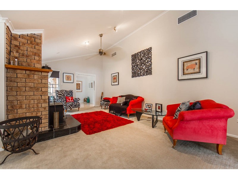 64 Southern Cross Drive, Newport QLD 4020