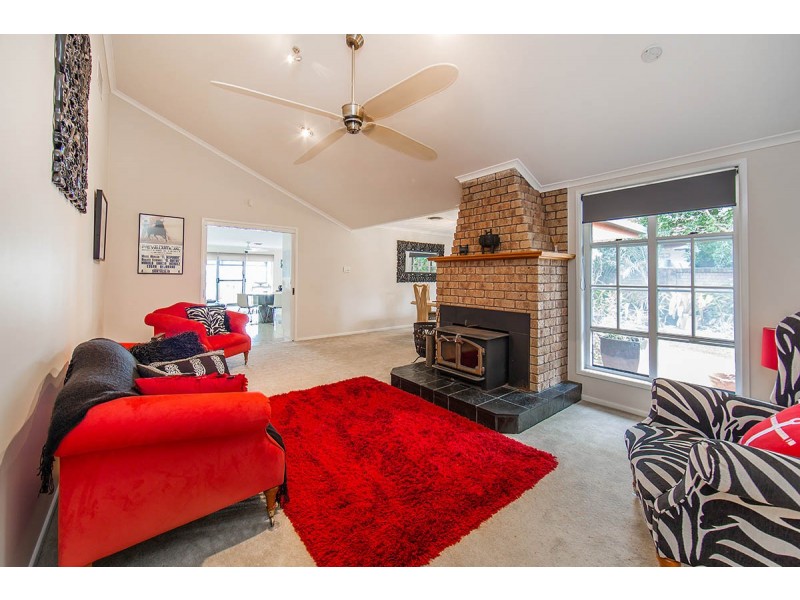 64 Southern Cross Drive, Newport QLD 4020