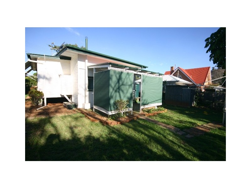 2 Anning Street, Margate QLD 4019