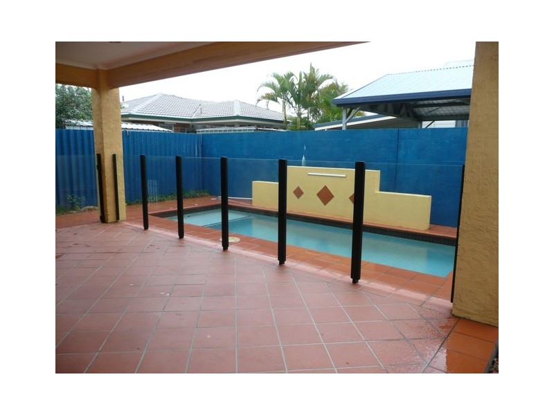 2 Frawley Street, Scarborough QLD 4020