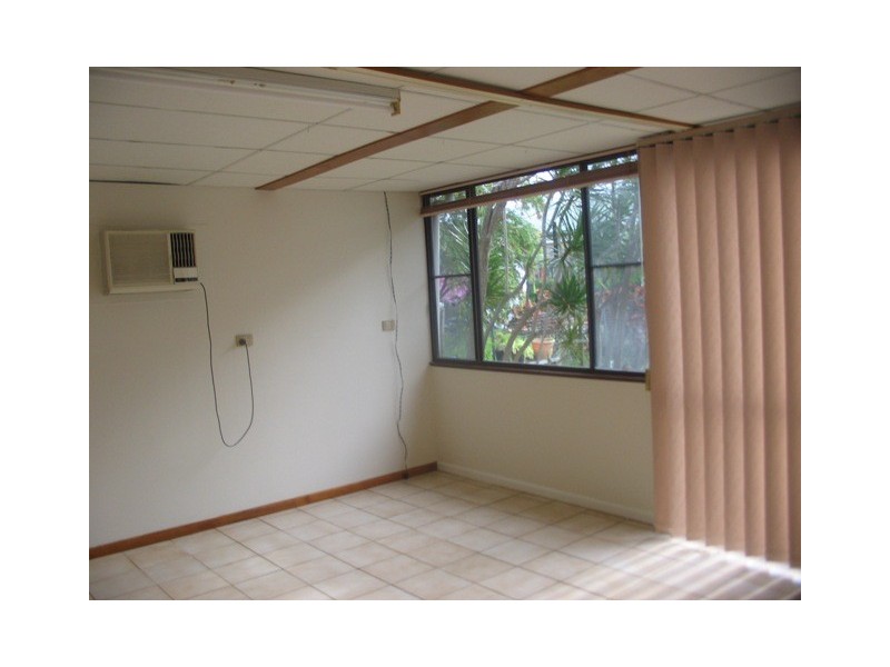 17 Whytecliffe Parade, Woody Point QLD 4019