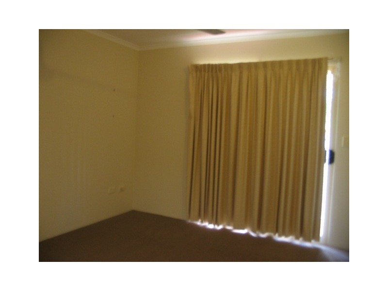 4/7 Bailey Street, Woody Point QLD 4019