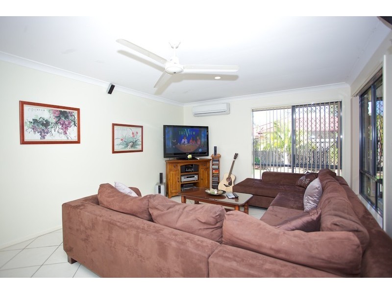 3 Bernays Court, Rothwell QLD 4022