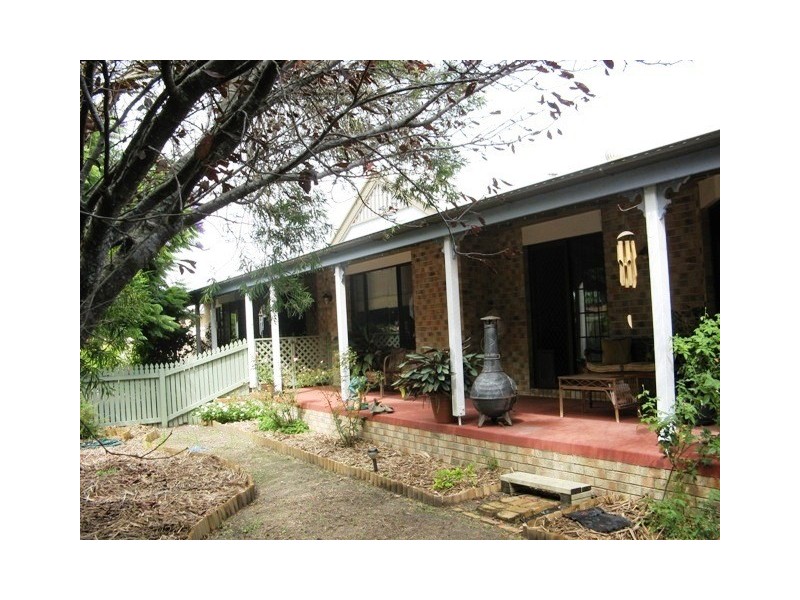 8 Bloodwood Court, Rothwell QLD 4022