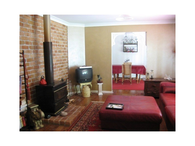 8 Bloodwood Court, Rothwell QLD 4022