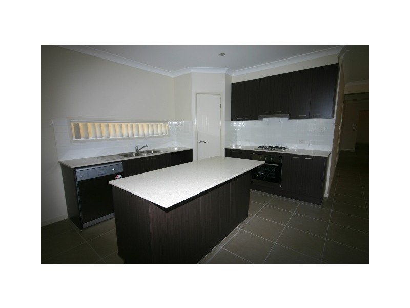 63 Greene Street, Rothwell QLD 4022
