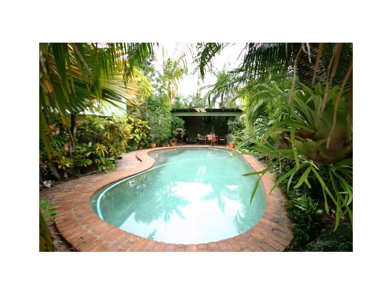 15 Pamrick Crescent, Clontarf QLD 4019