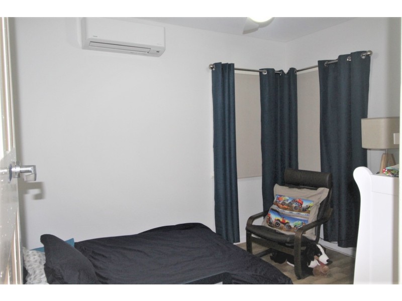 27a Roma Street, Scarborough QLD 4020