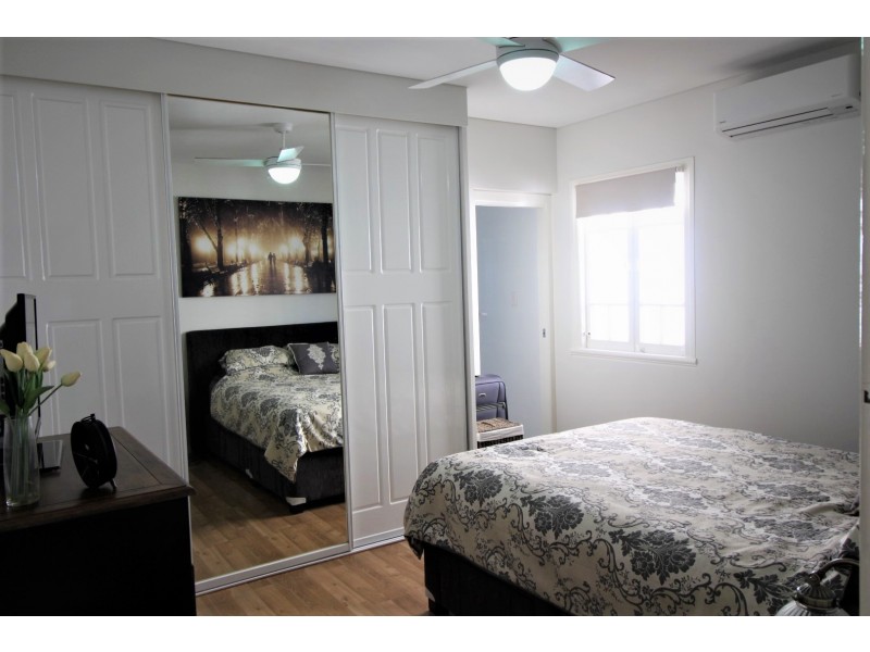 27a Roma Street, Scarborough QLD 4020