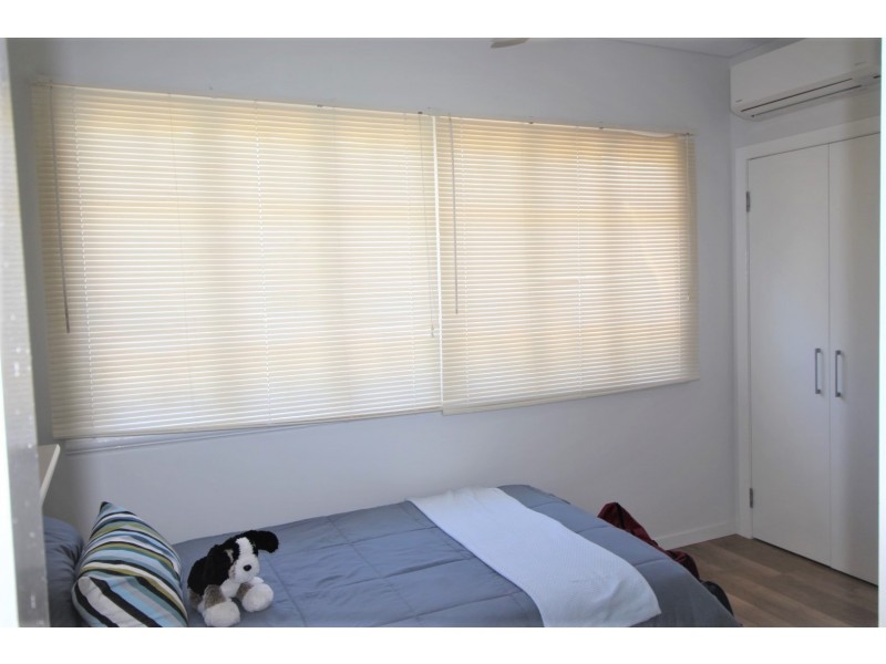 27a Roma Street, Scarborough QLD 4020