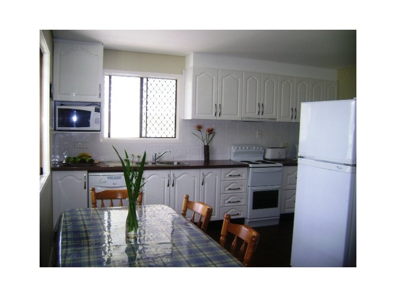 13 Henzell Street, Redcliffe QLD 4020