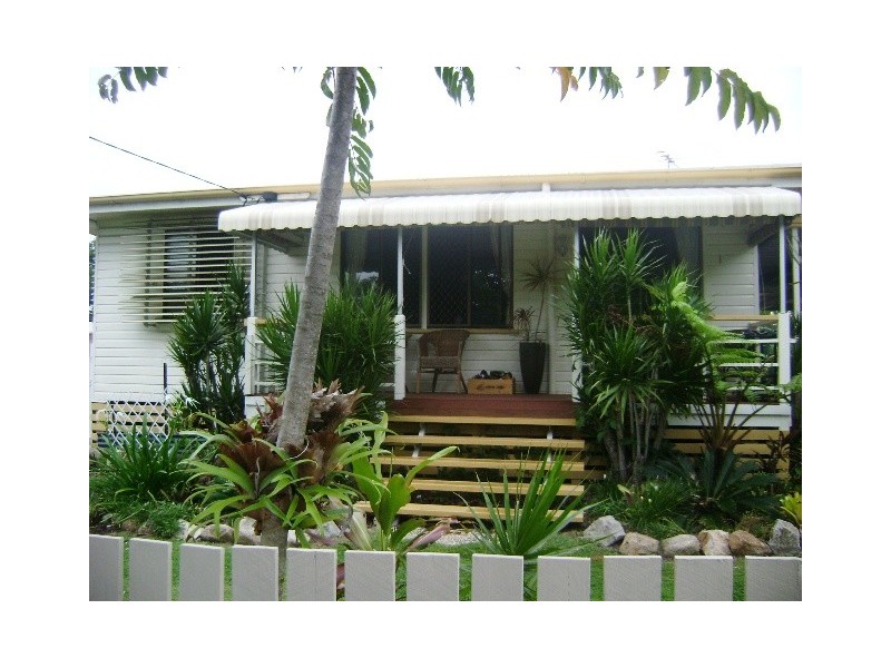 13 Henzell Street, Redcliffe QLD 4020