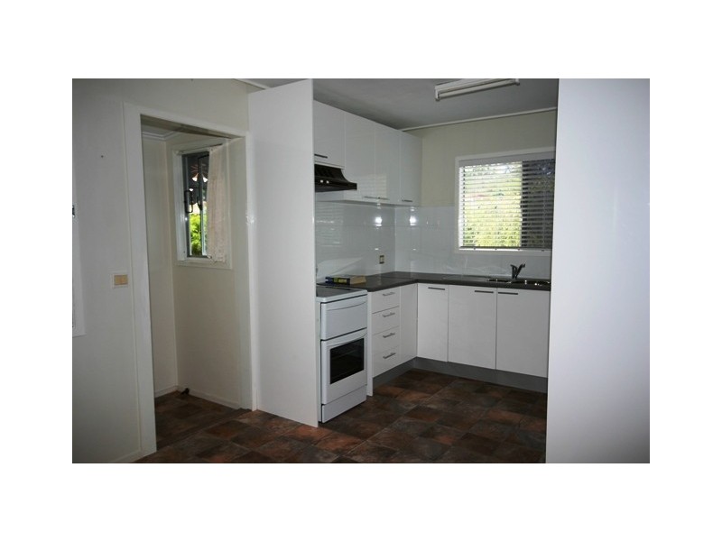 89 Longland Street, Redcliffe QLD 4020