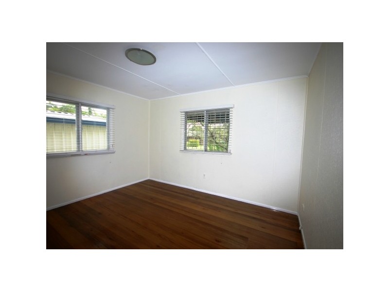 20 Clifford Street, Woody Point QLD 4019