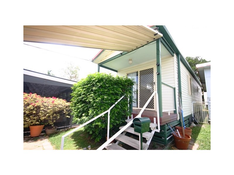 33 Greenup Street, Redcliffe QLD 4020