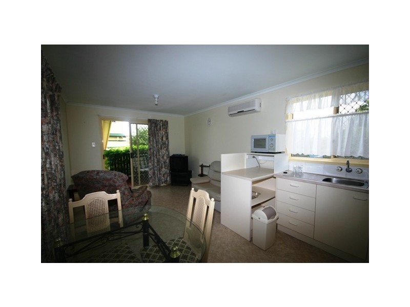 33 Greenup Street, Redcliffe QLD 4020