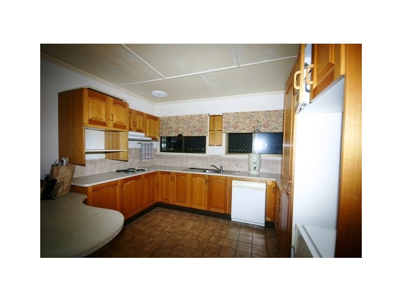 76 Mein Street, Scarborough QLD 4020