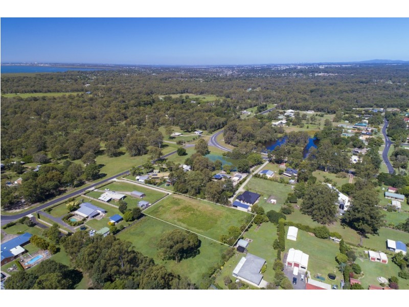 15 Moore Road, Burpengary East QLD 4505