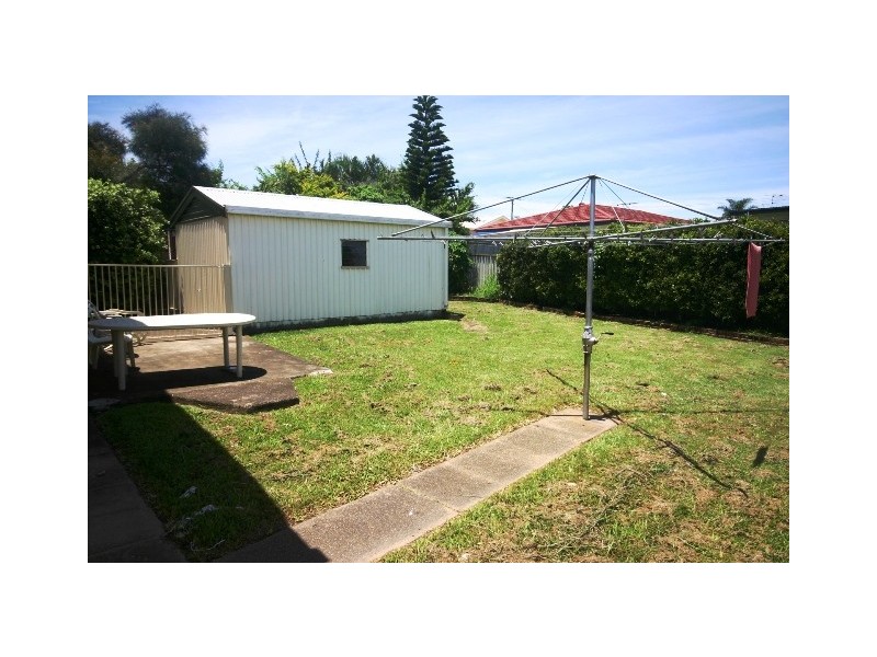 11 Ralph Street, Clontarf QLD 4019