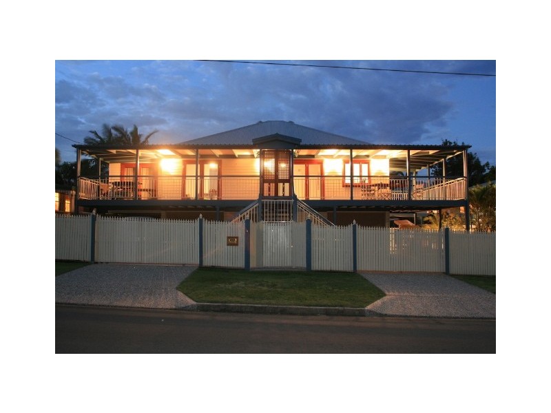 6 Arthur Street, Woody Point QLD 4019