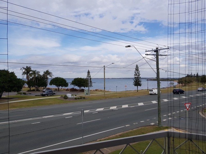 2/102 Hornibrook Esplanade, Clontarf QLD 4019