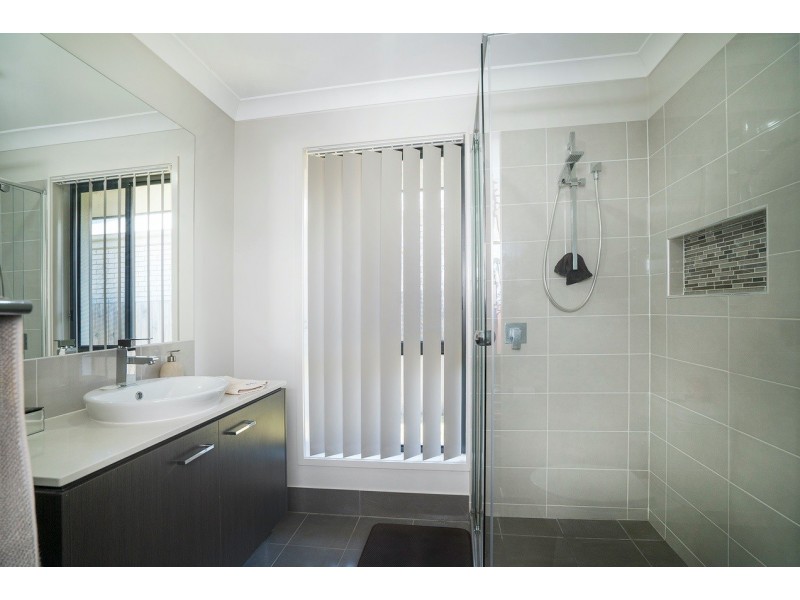 25 McKee Crescent, Mango Hill QLD 4509