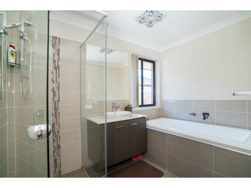 25 McKee Crescent, Mango Hill QLD 4509