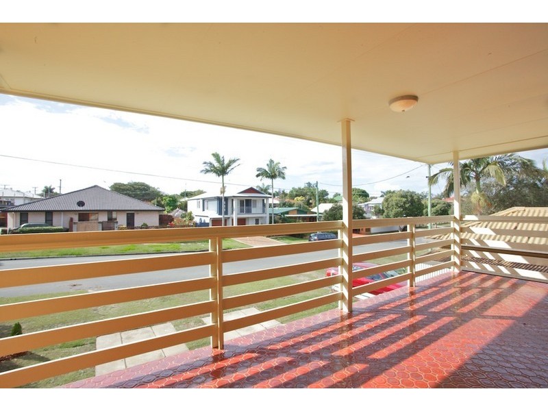 35 Baldwin Street, Redcliffe QLD 4020