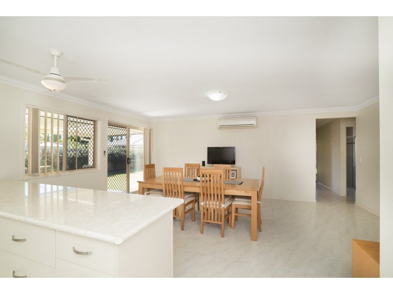 7 Lee Court, Rothwell QLD 4022
