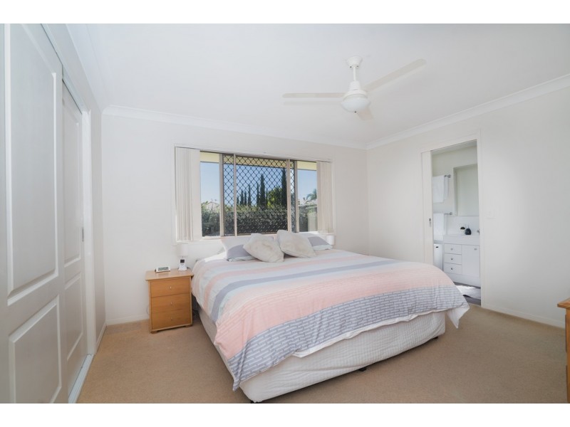 7 Lee Court, Rothwell QLD 4022