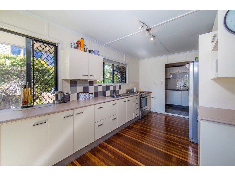 11 Wave Street, Kippa-ring QLD 4021