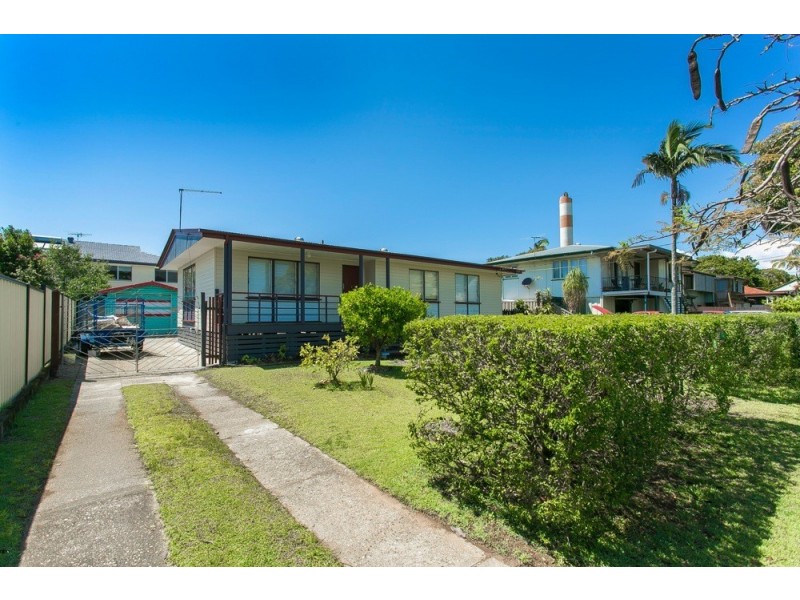 3 Houghton Avenue, Redcliffe QLD 4020