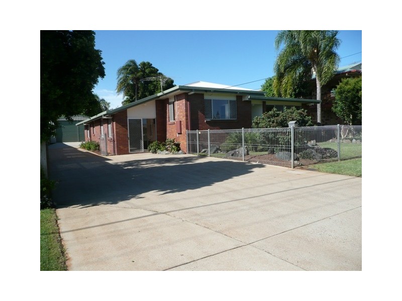 100 Arthur Street, Woody Point QLD 4019