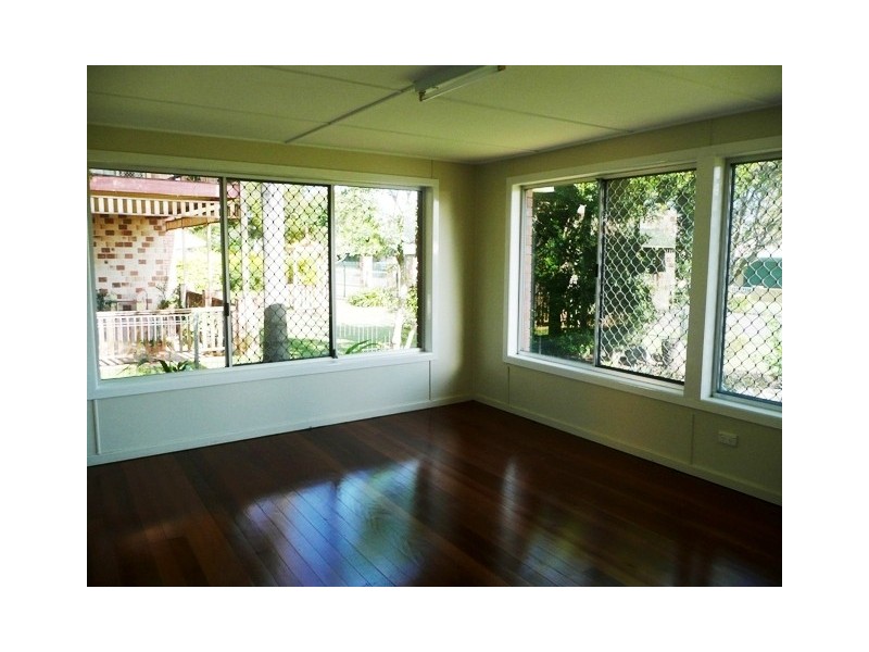 100 Arthur Street, Woody Point QLD 4019