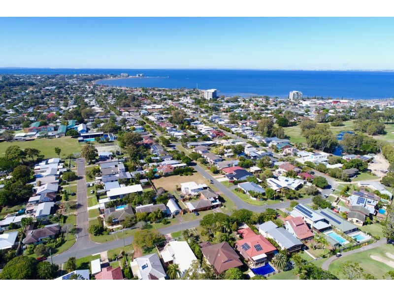 32 Rogers Road, Clontarf QLD 4019