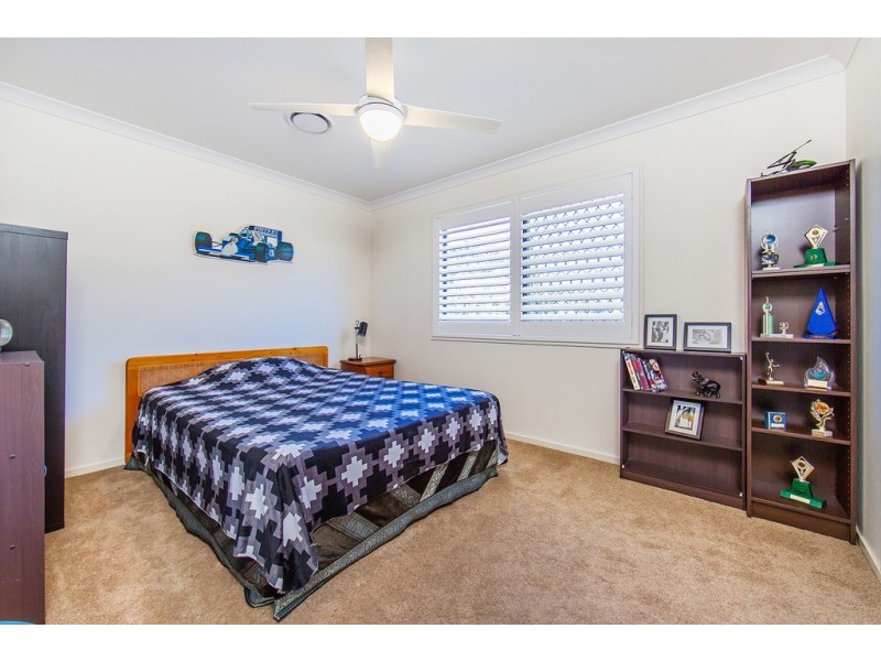 12a Queen Street, Scarborough QLD 4020