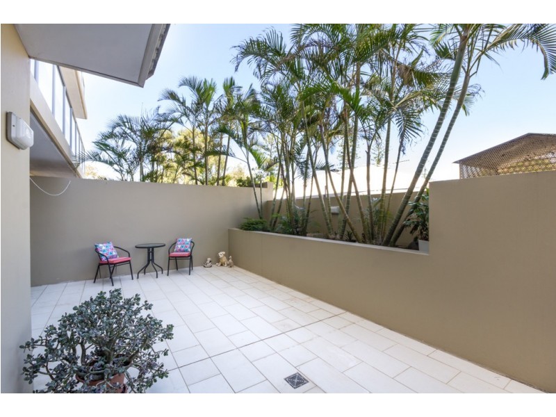 3/65-69 Landsborough Avenue, Scarborough QLD 4020