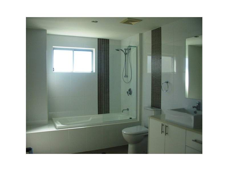 35/83 Marine Parade, Redcliffe QLD 4020