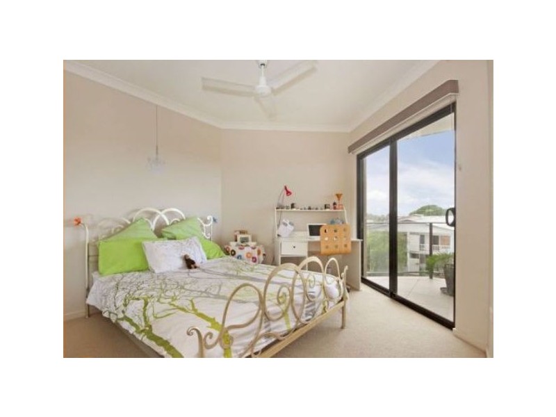 9/14  Yacht Street, Clontarf QLD 4019