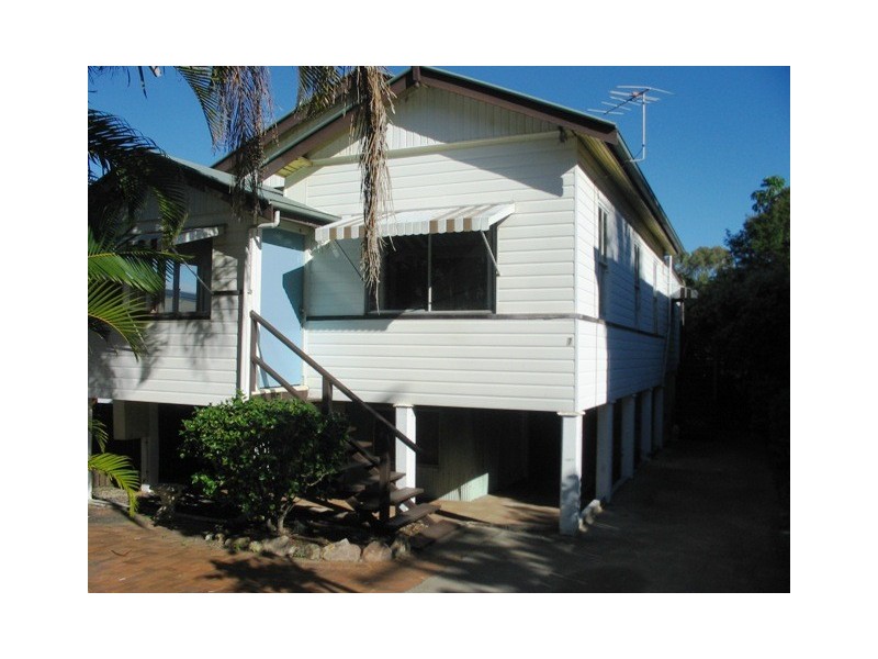 7 Kate Street, Woody Point QLD 4019