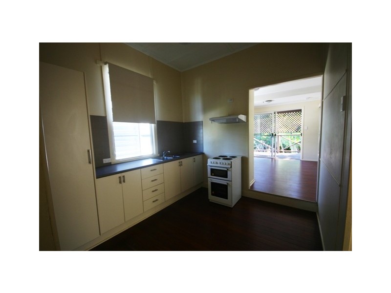 7 Kate Street, Woody Point QLD 4019